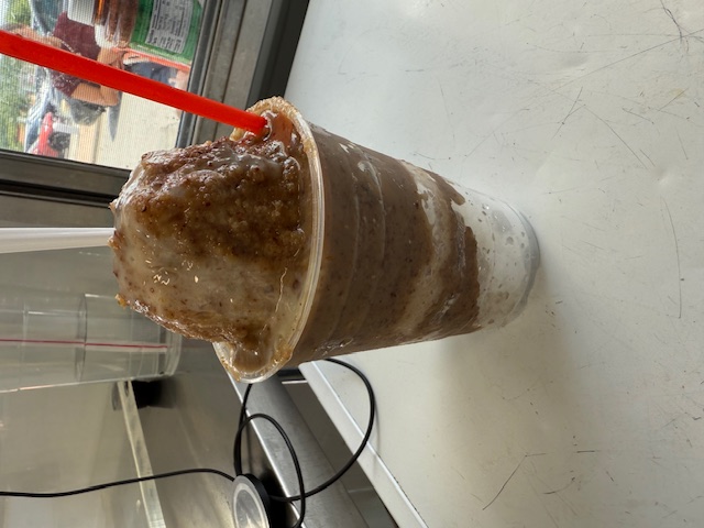 Chocolate style shaved ice drink